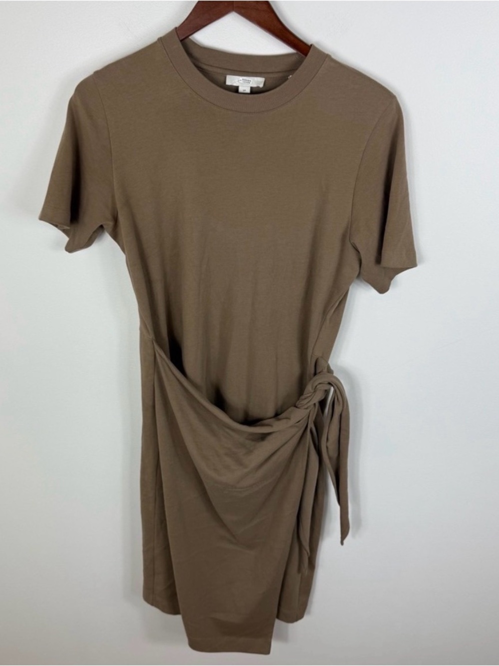 Vince Tie-Waist Short Sleeve Dress in Taupe
